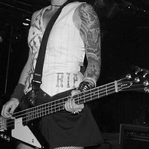 Meet your Posher, Mia